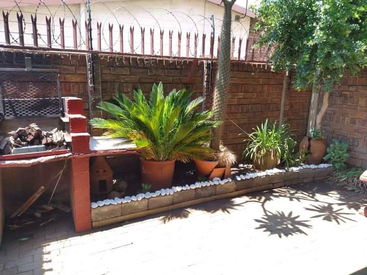 2 Bedroom Property for Sale in Brits North West